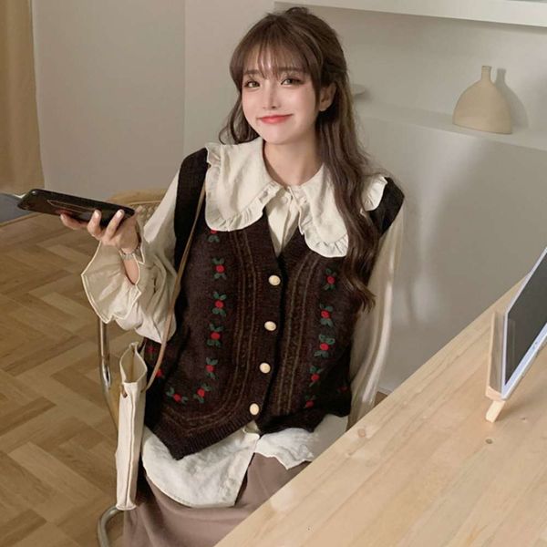 

autumn embroidered vest coat women's spring loose cardigan top, White