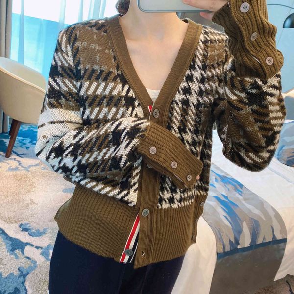 

tb knitted cardigan women's 21 autumn winter thick needle thousand bird check color matching loose v-neck short sweater long sleeve coa, White;black