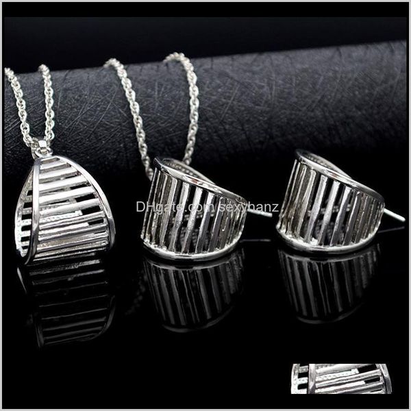 

& drop delivery 2021 classic exquisite jewelry sets women girls stripe earrings pendant necklace for party wedding findings l5kmk, Silver