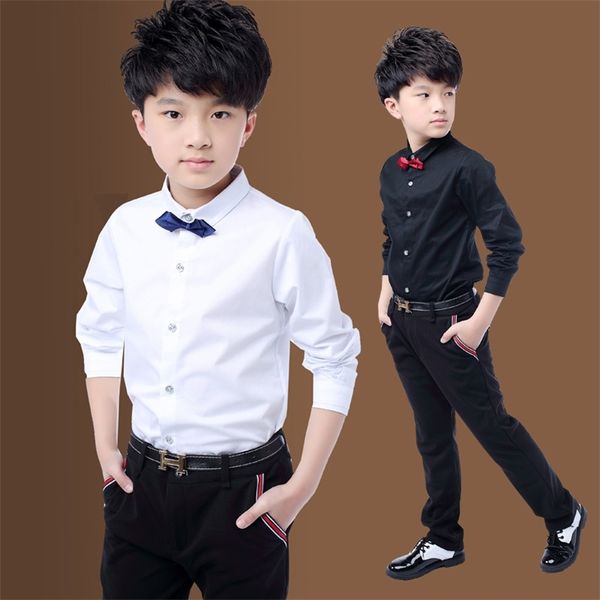 Crianças meninos camisas de algodão blackwhite camisa de algodão com laço para 3-15 anos de escola adolescente realizando trajes blusa 210713