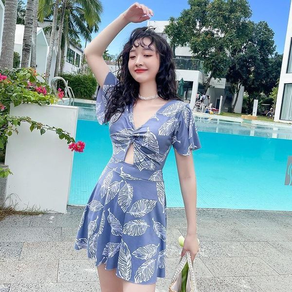 

one-piece suits women swimsuit 2021 summer fashion korean fairy skirt print spring conservative slimming belly cover swimwear
