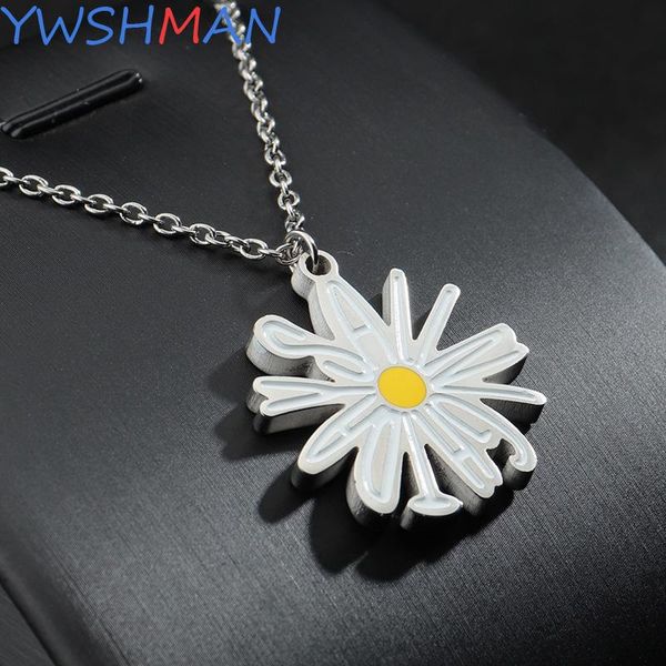 

pendant necklaces women stainless steel daisy necklace clavicle chain cute white flower fashion dainty girls party wedding jewelry gifts, Silver