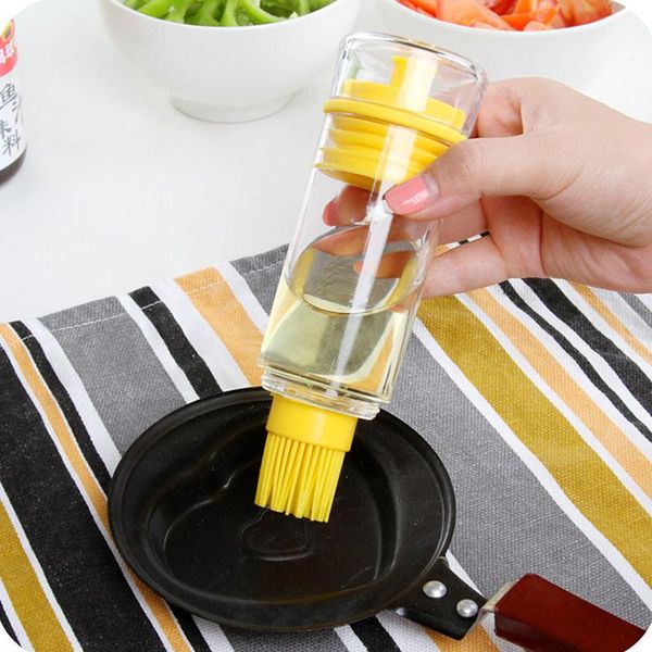 

baking & pastry tools 1 pc silicone brush with bottle for barbecue cooking pancake bbq honey oil kitchen accessories barbacoa