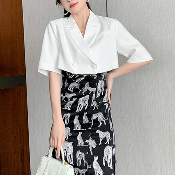 

women's suits & blazers two buttons short women blazer ol cropped 2021 korean style fashion all-match thin outwear suit elegant woman t, White;black