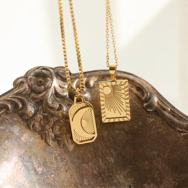 

pendant necklaces 2021 europe and america fashion couple square sun moon necklace sweater chain lover jewerly, Silver