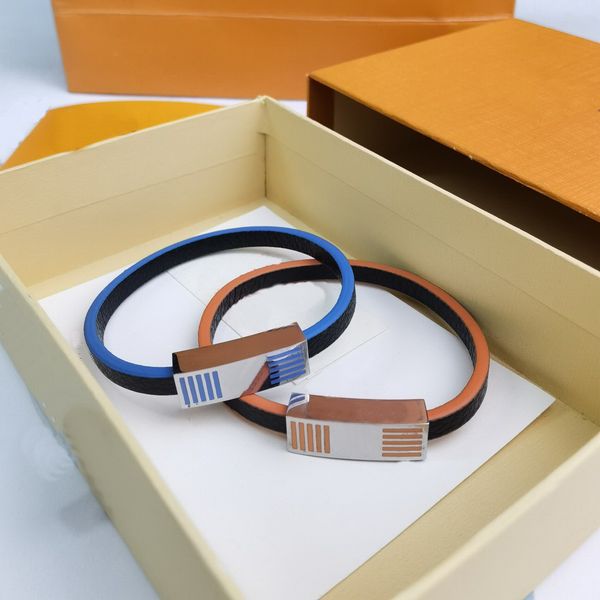 

europe america fashion men lady women enamel engraved v letter silver-colour hardware edge it leather bracelet bangle 2 color, Black
