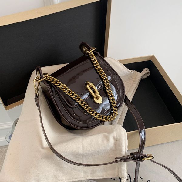 

factory direct sale 75% off patent leather women's new net in spring 2021 bags