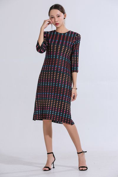 

dress miyake fold of digital printing three quarter o-neck, Black;gray