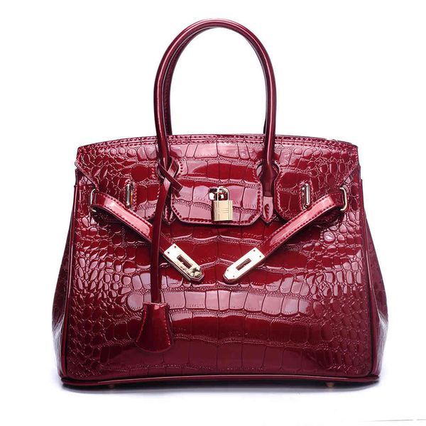 

female 2021 winter new alligator messenger one shoulder hand bag fashion