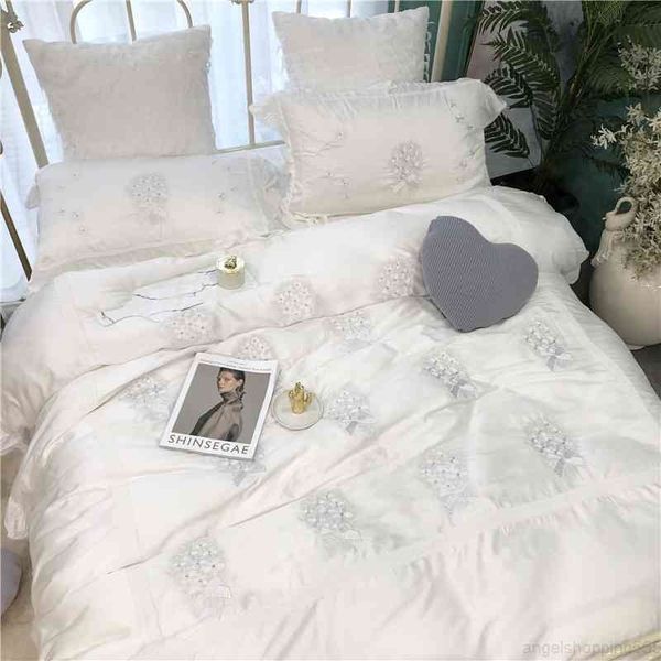 

ruffle blossom embroidery bright duvet cover 100% tencel silk ultra soft summer white bedding set  king size 4pieces