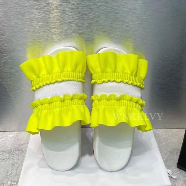

slippers runway flat heel solid color women wrinkled pleated lazy mules summer casual beach shoes 2021 sandals flipflops girls, Black