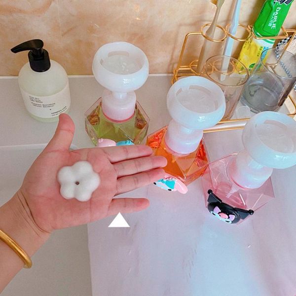 

liquid soap dispenser 300ml flower shape foam for foaming pump plastic clear bottle travel shower gel cartoon cute