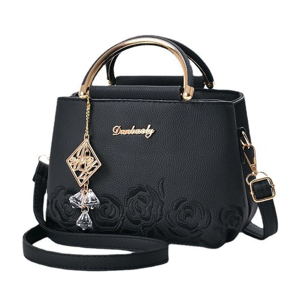 

evening bags 2021 autumn and winter fashion atmosphere solid color embroidered handbags, shoulder bags, one drop