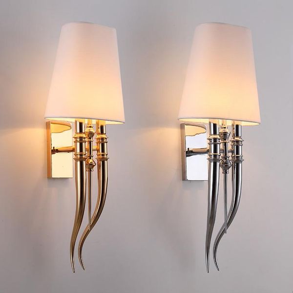 Lâmpada de parede Modern Plated Ferro Garra Chifre Cloth Light Quarto Bedside E27 Luminária Dupla Slider Sconce Fumines