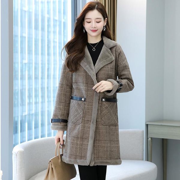 

women's wool & blends temperament woolen jacket 2021 winter style plaid fur one lamb korean fashion clothing, Black