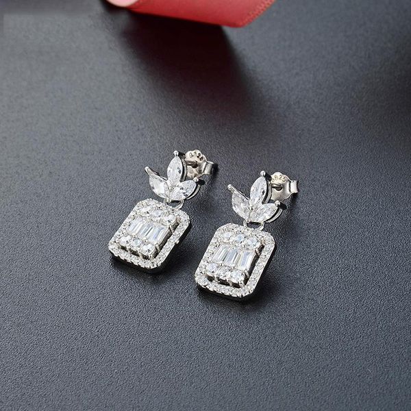 

stud creative diamond-studded zircon earrings s925 silver female fashion jewelry, Golden;silver
