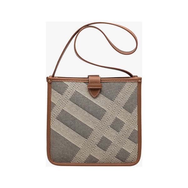 

design hand tote canvas middle ancient women's 2021 new fashion casual versatile one shoulder cross bucket bag with color contrast, Red;black