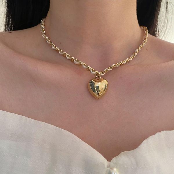 

pendant necklaces ins sweet fashion retro black white leather gold color love heart metal necklace for women simple clavicle jewelry, Silver