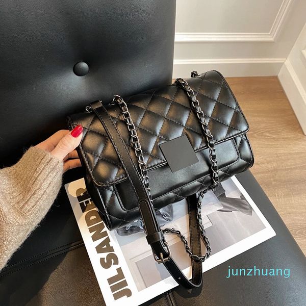 HBP Bags entwirft Damenhandtaschen in klassischer schwarzer Farbe und näht eine KLEINE, schräge Umhängetasche, die die alte Art der Joker-Geldbörse wiederherstellt
