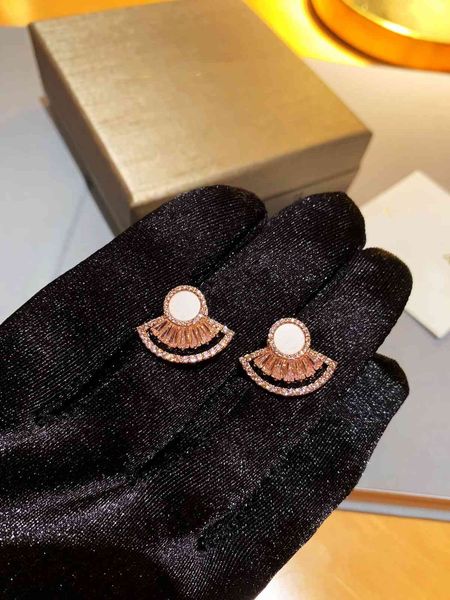 

charms earrings b family caibao fan-shaped skirt with s925 silver ear nails, Golden