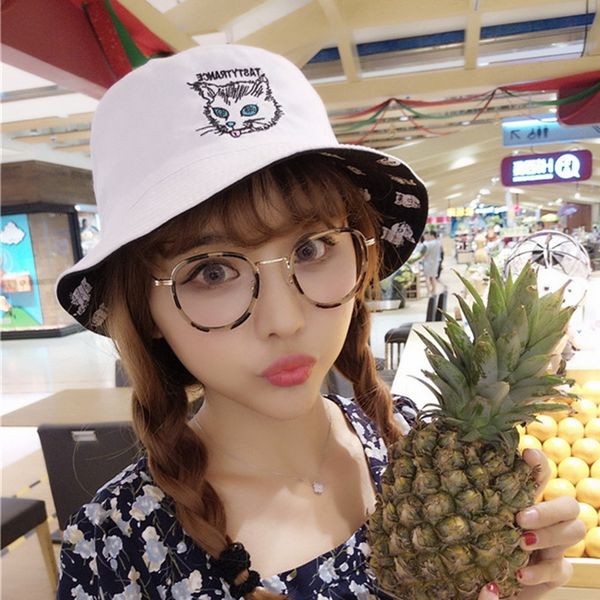 

fashion creative embroidered fisherman's hat female summer sun visor