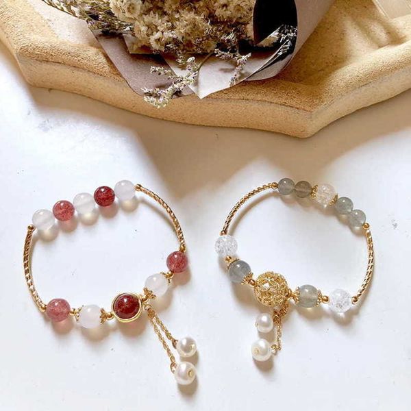 

independent natural strawberry bracelet, Golden;silver