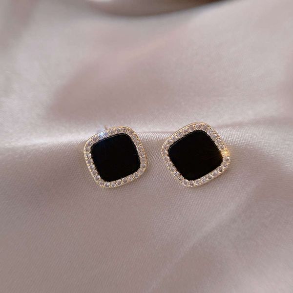 

fashion exaggerated earrings simple earrings female