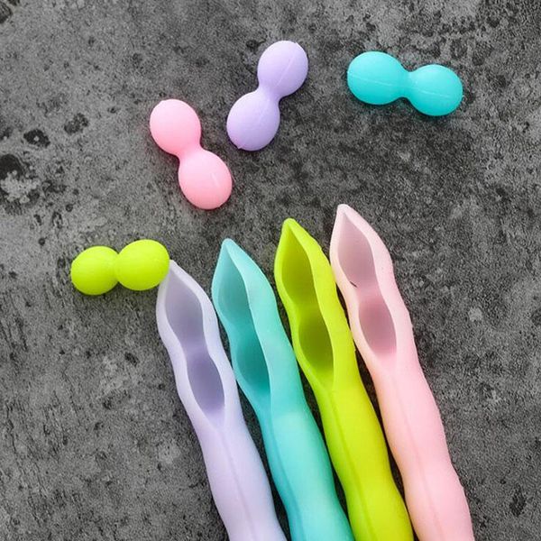 Penne gel 1pc Penna in gelatina di piselli Color caramella Morbido silicone Carino Creativo Inchiostro nero Studente Cancelleria per ufficio Materiale scolastico