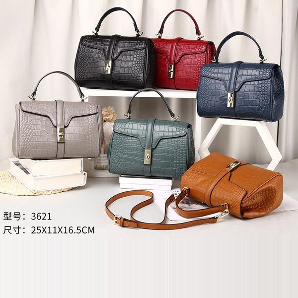 

trendy leather handbags 2021 exquisite luxury crocodile boston layer cowhide crossbody shoulder bag evening bags