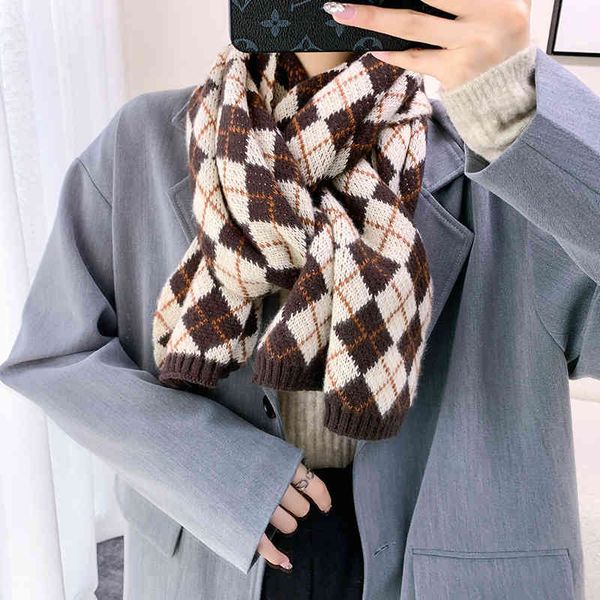 

diamond lattice scarf women's autumn and winter knitted cashmere imitation 2021 new warm thickened bib, Blue;gray