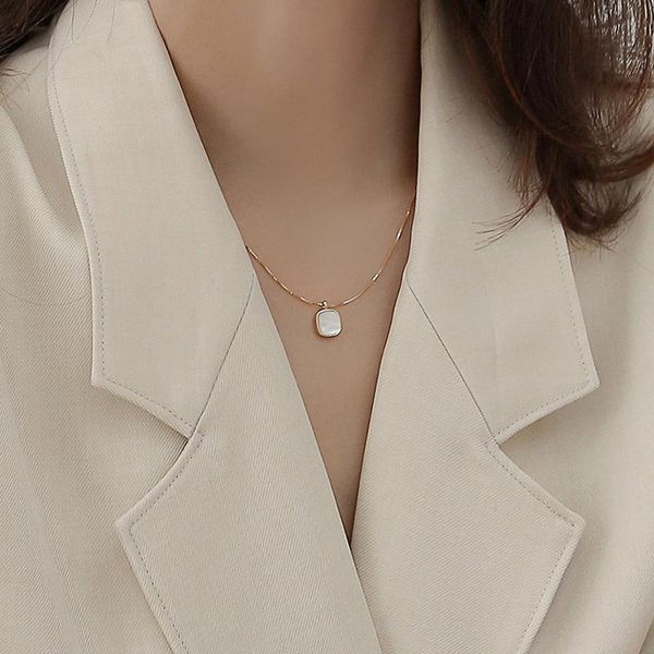 

chokers 2021 french ol style necklace pearl shell pendant clavicle chain necklaces for women jewelry collares para mujer, Golden;silver