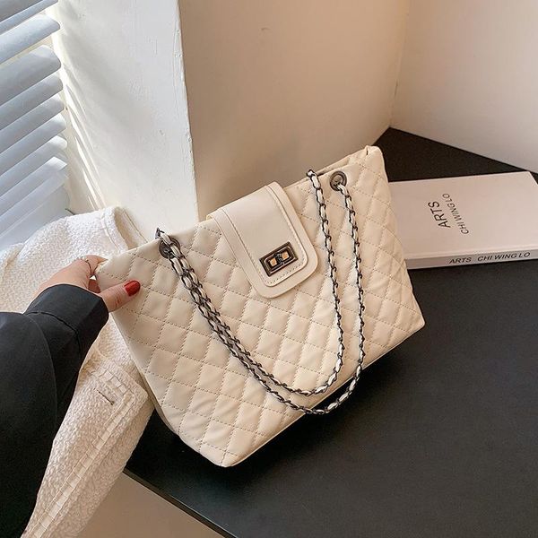 

evening bags 2021 fashionable women chain shoulder leather crossbody larger capacity lingge tote bolso mujer