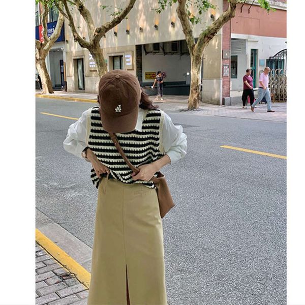 

no errors striped knitted vest women's autumn loose round neck waistcoat, White