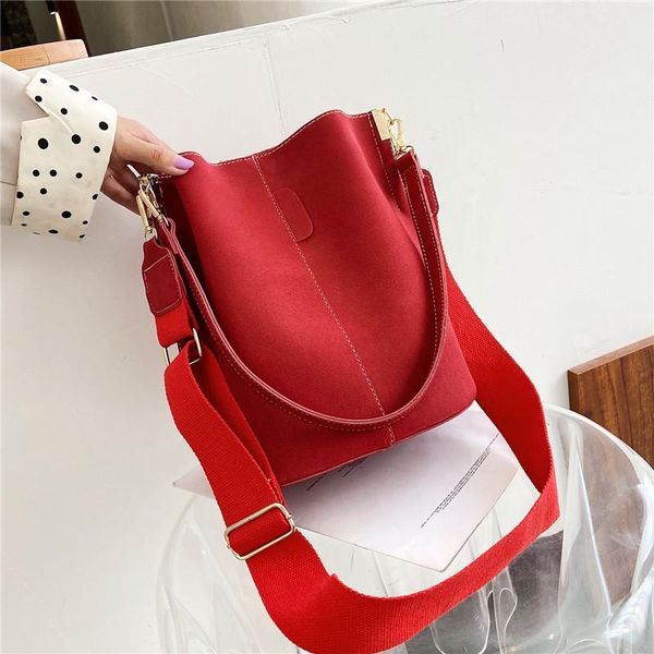 

arrivals women's pu leather shoulder bags solid color wide strap design large capacity retro style bucket bag