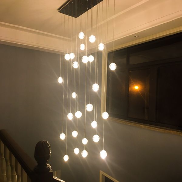 Дуплексная лестница длинные люстры лампы виллы гостиная освещение современная простая атмосфера кристалл светлосодержащий роскошный лофт квартира