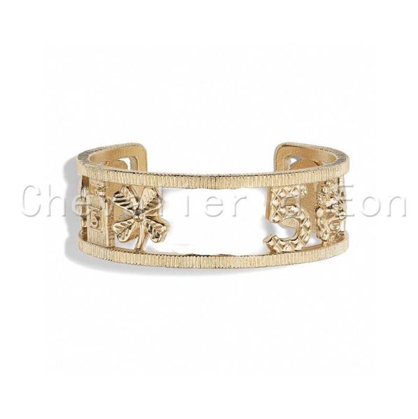 

bangle chevalier d'eon classic hollow out design bracelet fashion high-end brand jewelry party wedding accessories gift for women, Black