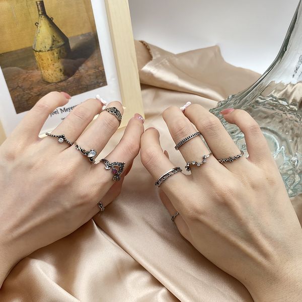 

10pcs retro wedding ring rhinestone luxurious drill crown knuckle punk rings fashion jewelry women charm gold color ring, Golden;silver