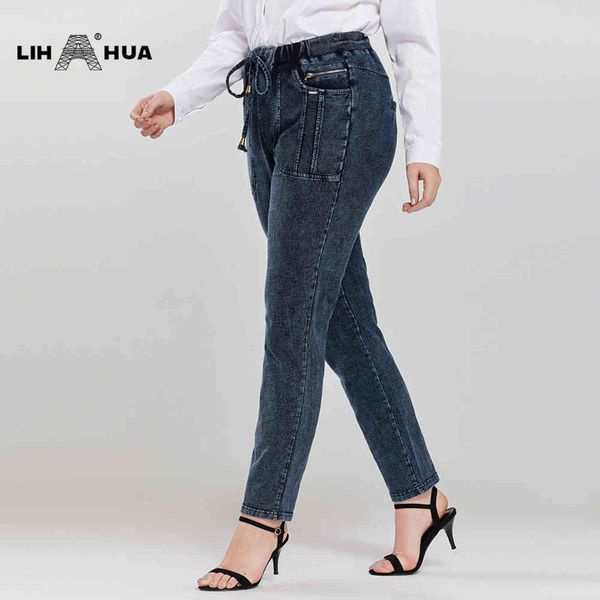 

lih hua women's plus size casual jeans high flexibility 211129, Blue