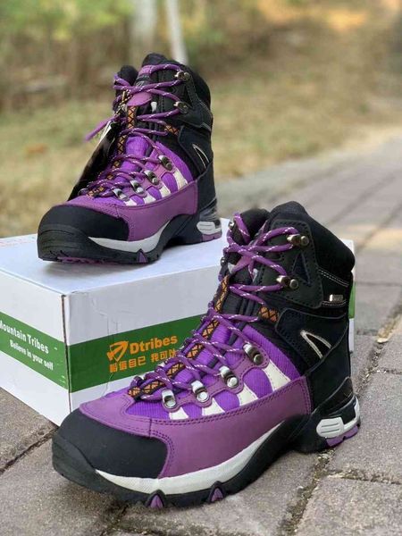 

women's leather cost-effective waterproof and breathable mountaineering, hiking cross-country outdoor shoes