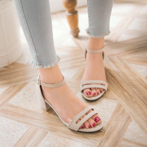 

elegant ankle strap sandals girls cut out faux suede square med heels women office lady shoes 2021 summer korean, Black