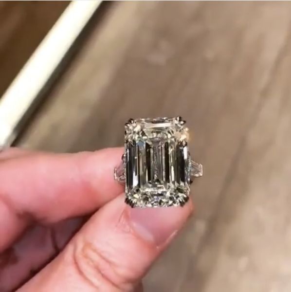 

luxury 100% 925 sterling silver emerald cut 5ct simulated diamond wedding engagement cocktail women moissanite rings fine jewelry, Slivery;golden