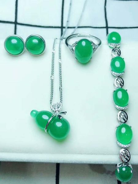 

bracelet, earrings & necklace c30#925 silver inlaid natural chalcedony set, the jade face is clean and translucent, Black