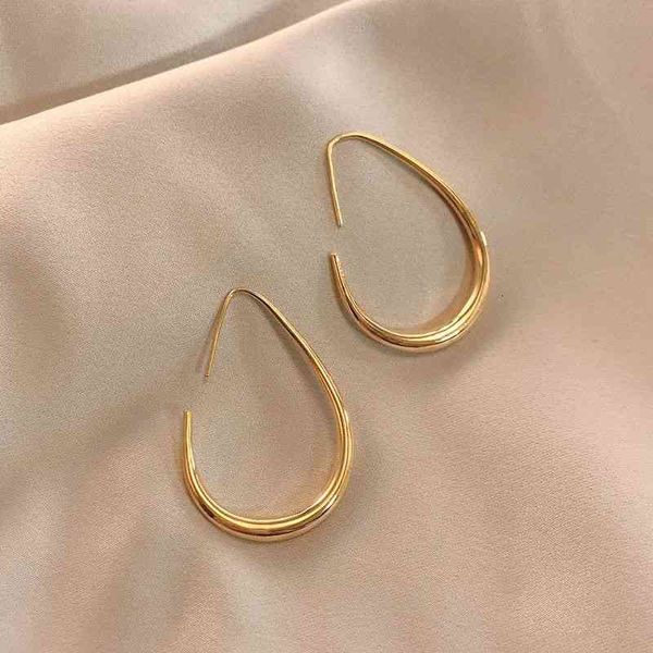 2022new Trendy Goldon Metall Oval Hoop Ohrringe für Frauen Koreanische Mode Dame Party Luxus Tropfen Mädchen Täglichen Zubehör