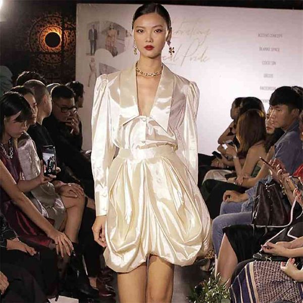 

winter women 2 two piece sets long sleeve crop short pants v neck white club celebrity runway party set 210507