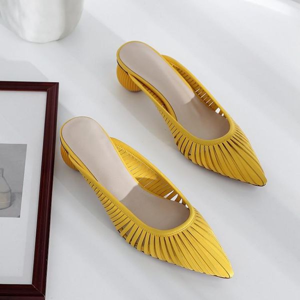 

slippers 2021 women brand hollow out fashion mules genuine leather sandals pointed toe slip on e866, Black