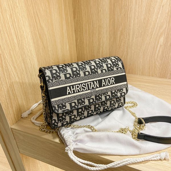 

luxury handbags small female 2021 new fashion printing camera bag