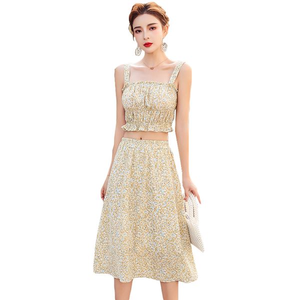 

comelspring and summer small fresh floral suit skirt fashion soft girl foreign style small sling + waist skirt set 210515, White