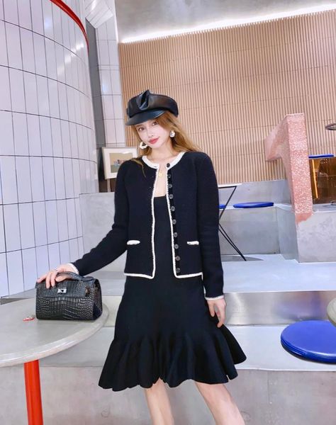 

women's knits & tees fashion light small fragrance classic black-and-white contrast sweater coat, elegant cardigan