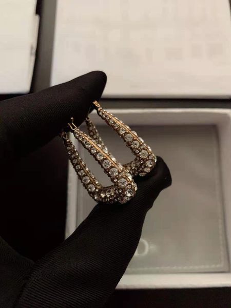 

70% off d's earrings 20-year-old autumn personality french geometric letter rhinestone earrings female, Golden;silver