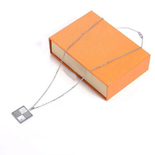 

new arrive europe america fashion men womens lady silver-colour hardware dandy necklace with white mother of pearl v letter square pendant m